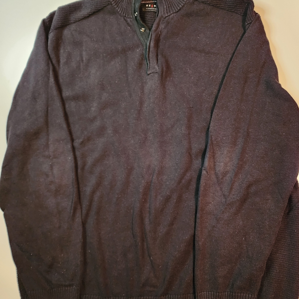 Axcess Men's Black Sweater With 4 Snaps At Neck